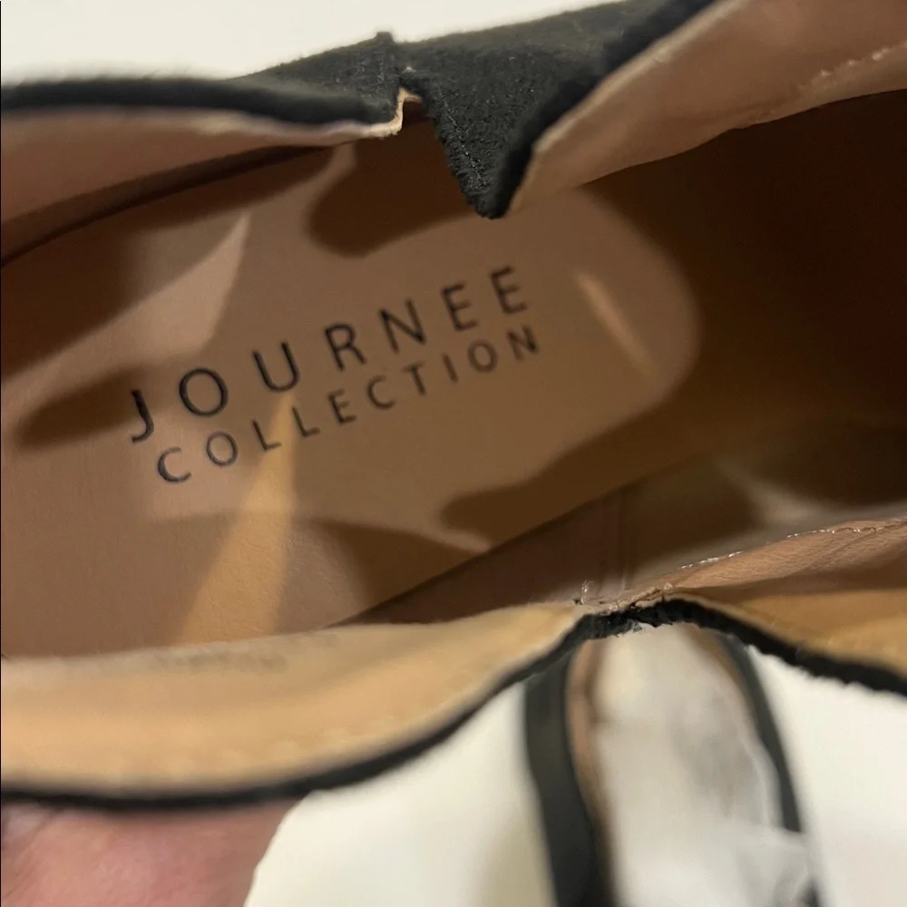 Journee‎ Collection Mylee Wedge Black Booties, size 12 ✔️